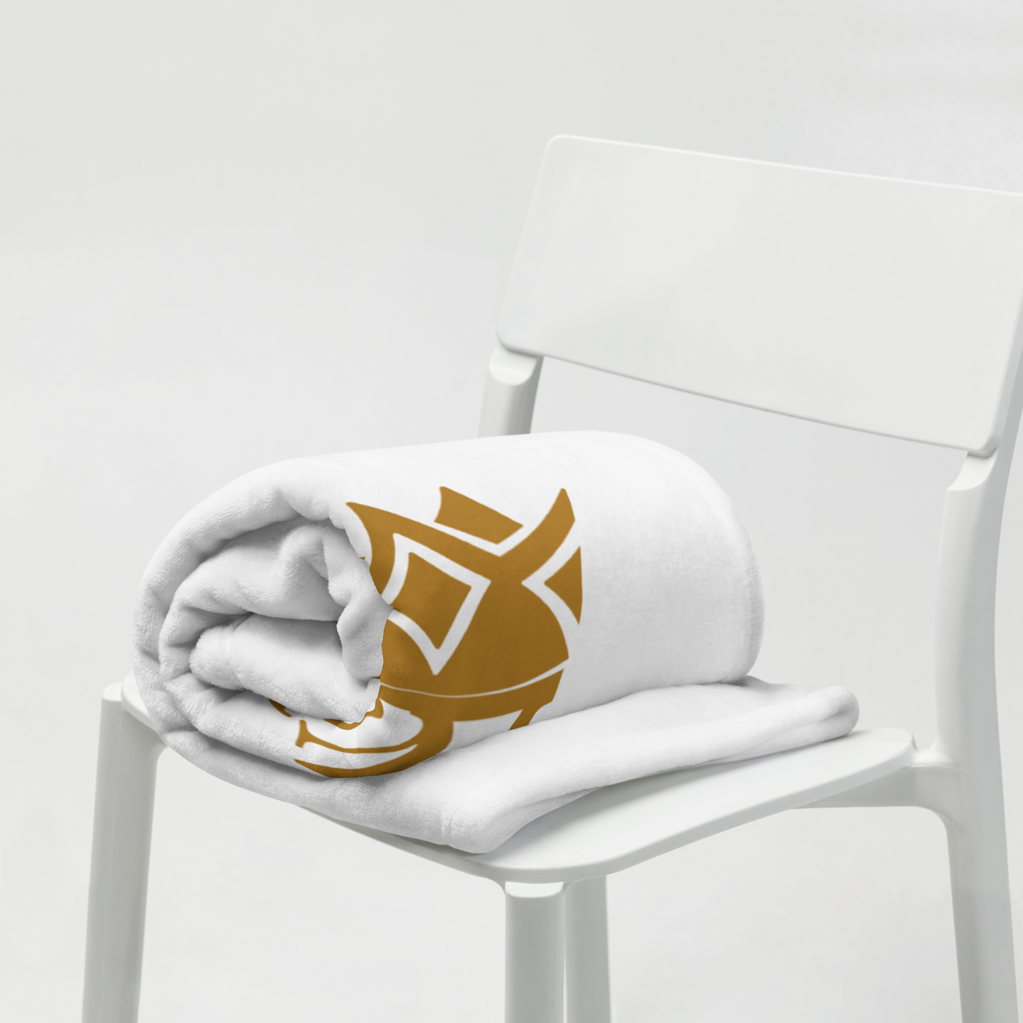 Queen Mentality Throw Blanket